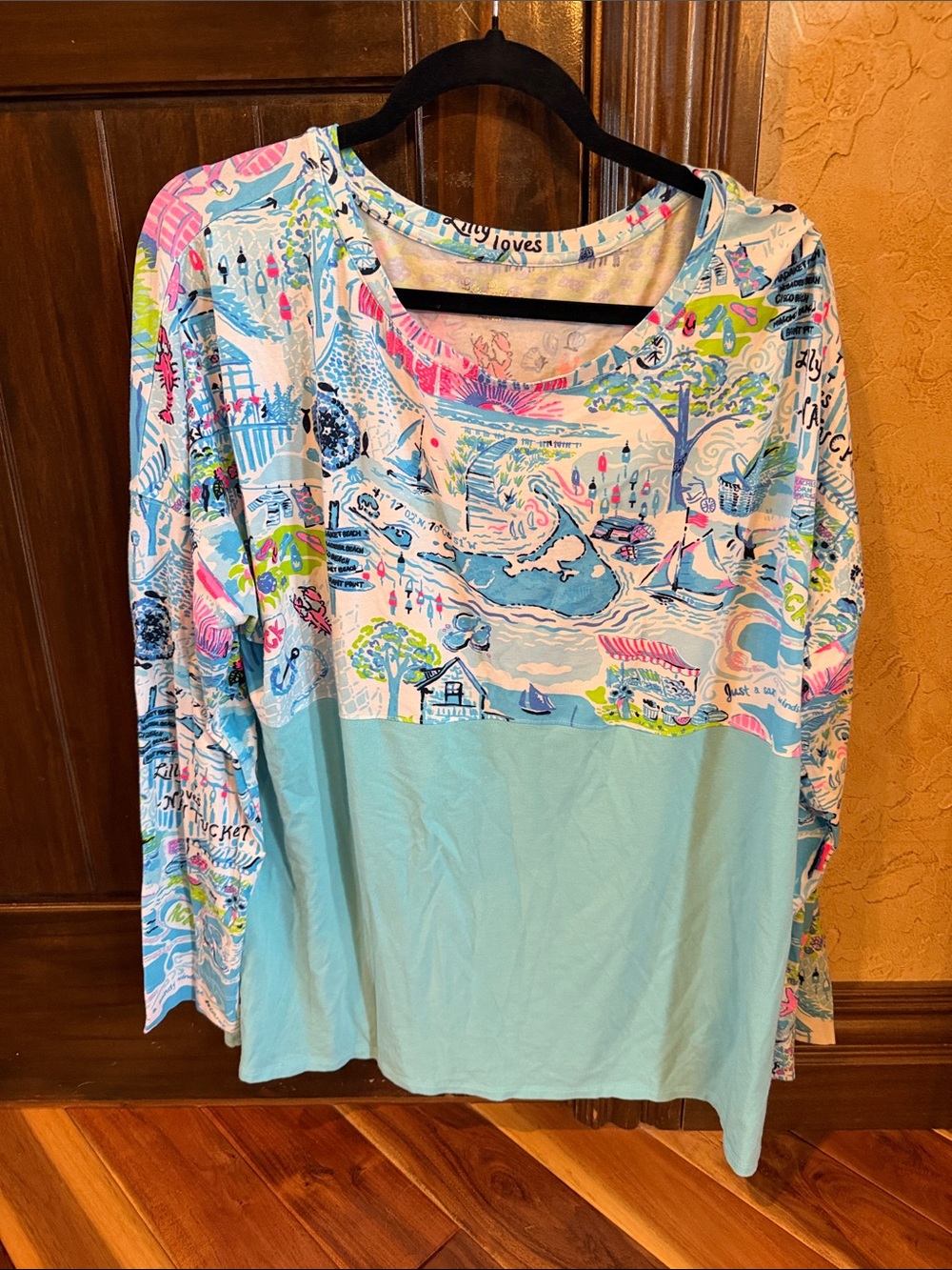 Lilly Pulitzer sun guard Light Blue Patterned Long-Sleeve Women's Top